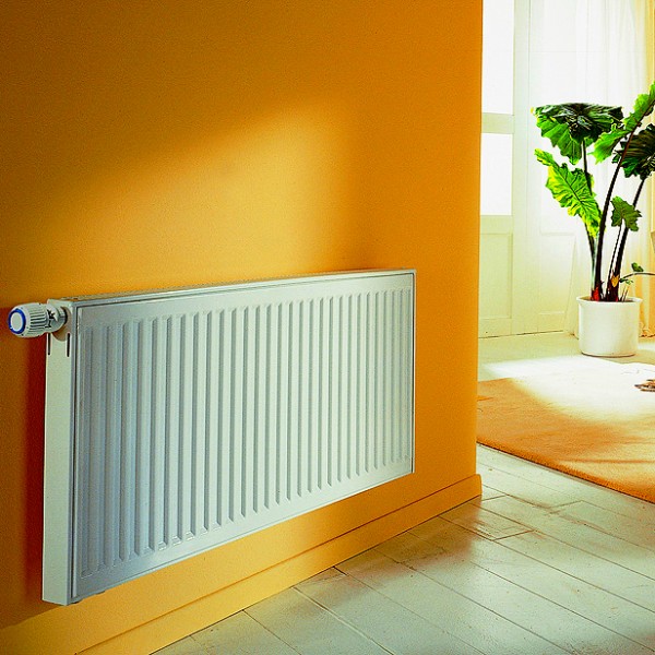 Обзор панельных радиаторов отопления для водяного и электрического теплоснабжения дома