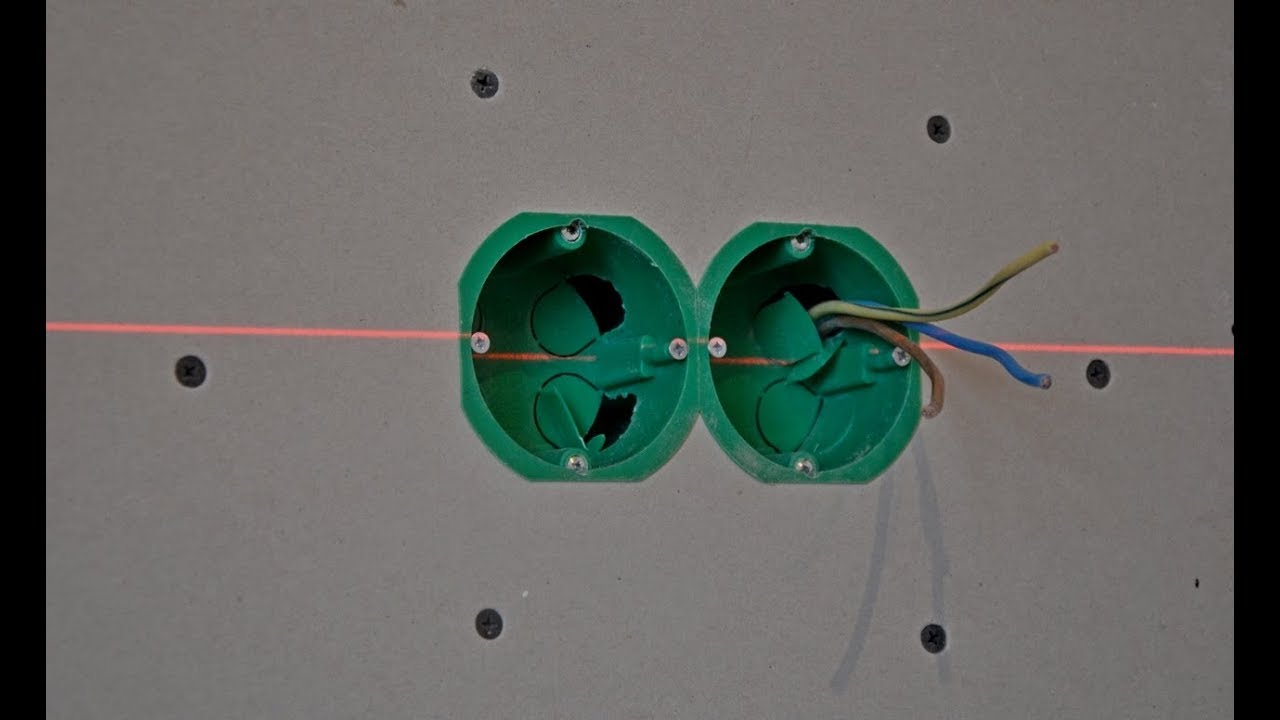 Двойной подрозетник. Блок подрозетников 4 розетки для гипсокартона. Розеточный блок крепление подрозетников. Монтаж подрозетника в гипсокартоне. Крепление подрозетника в гипсокартоне.
