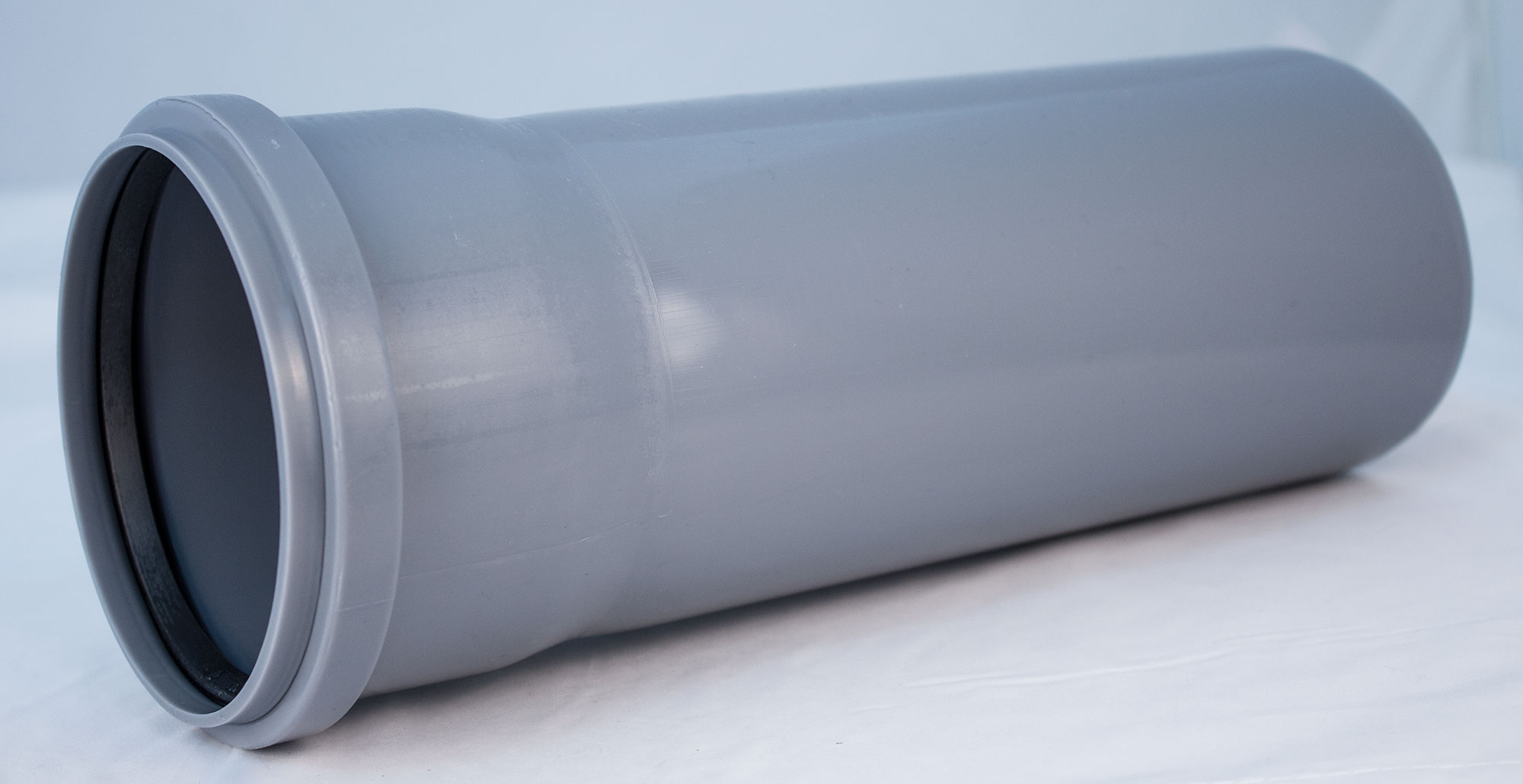 Как установить пластиковую канализационную трубу диаметром 250 мм
