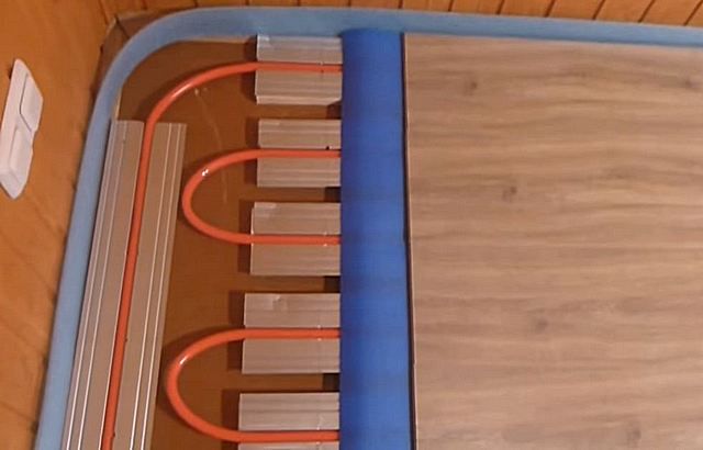 Теплый пол под линолеум на деревянный пол: технология монтажа водяного и инфракрасного теплого пола