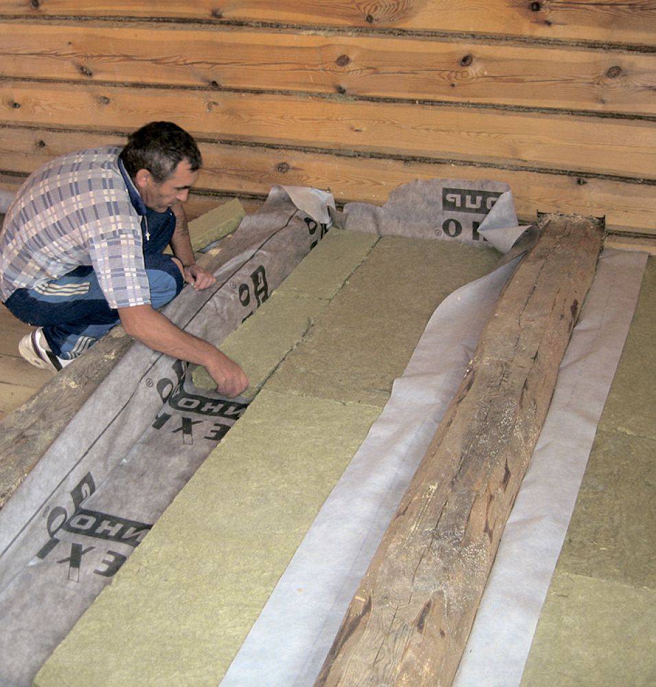 Как правильно укладывать пароизоляцию на пол деревянного дома