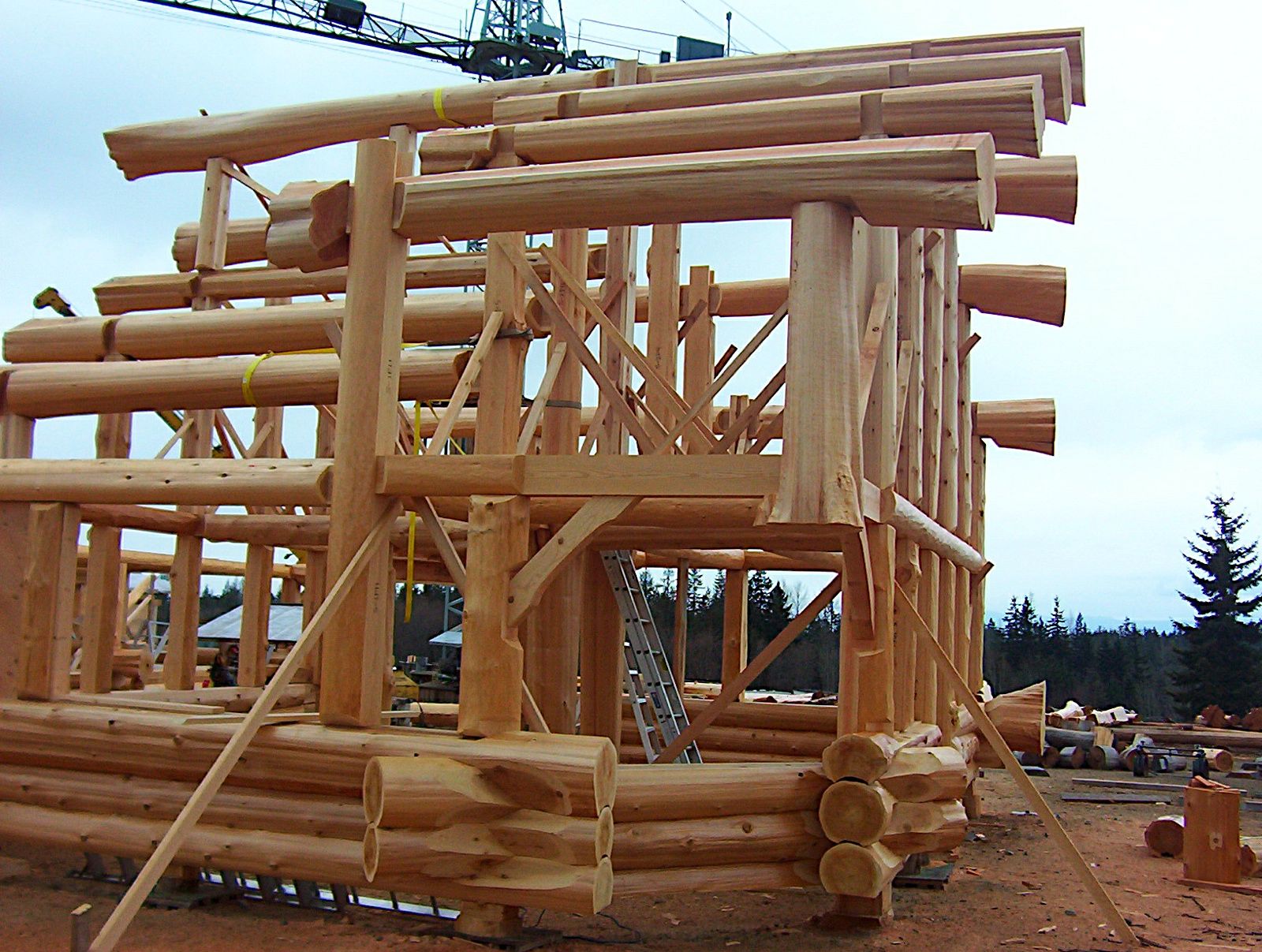 Технология строительства дома из вертикального бруса : чем лучше сруба .