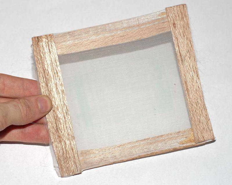 Изготовление деревянных рамок. Рамка из дерева. Самодельные деревянные рамки. Рамка из дерева своими руками. Рамки для картин из дерева.