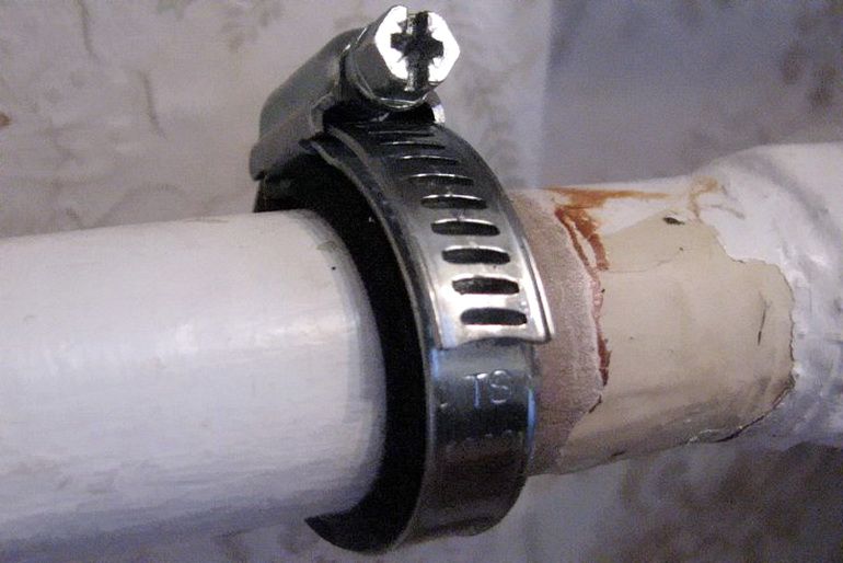 Как заделать трещины в трубе отопления своими руками: 5 вариантов
