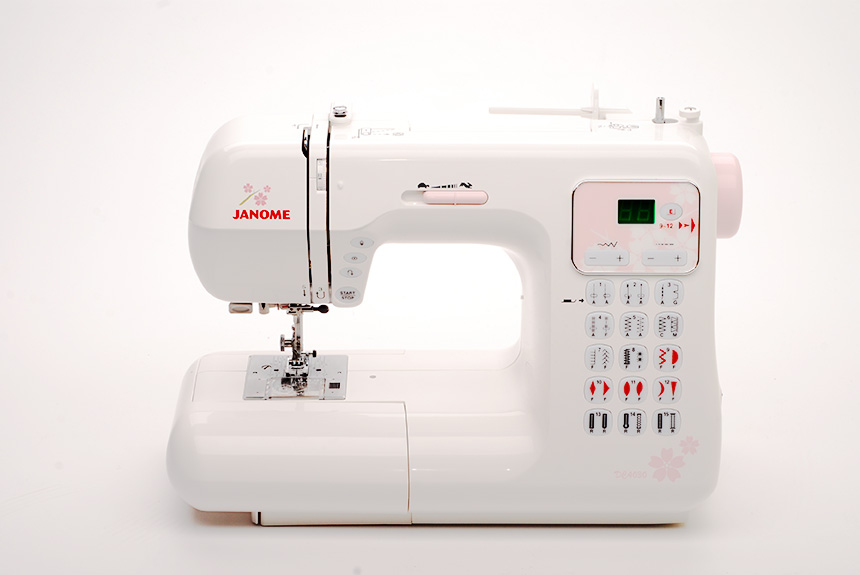 Лучшие машинки janome. Джаноме 4030. Janome 419s / 5519. Janome DC 4030. Швейная машинка Janome 943-05s.