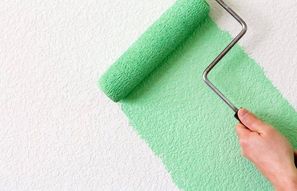 Как покрасить стены водоэмульсионкой
