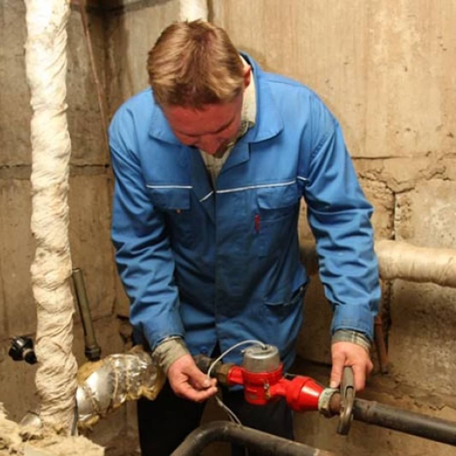 Что такое опрессовка водопровода и как она выполняется