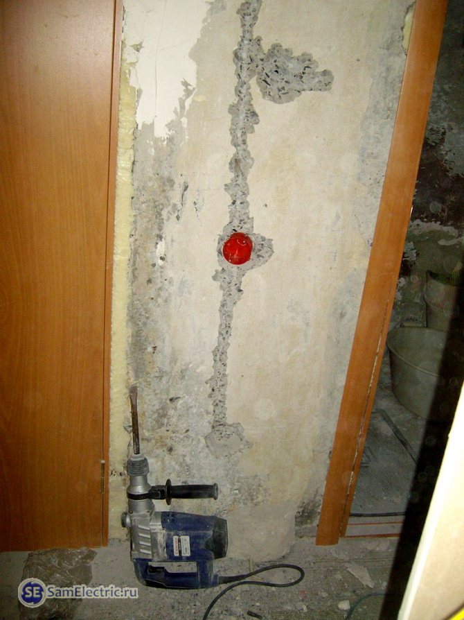 Штробление стен под проводку в панельном доме