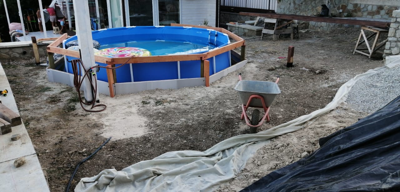 Самостоятельное строительство площадки под бассейн