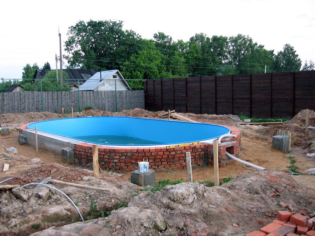 Пошаговая инструкция постройки бассейна на дачном участке