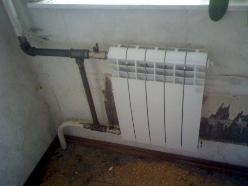 Особенности замены батарей, радиаторов и труб отопления в многоквартирном доме