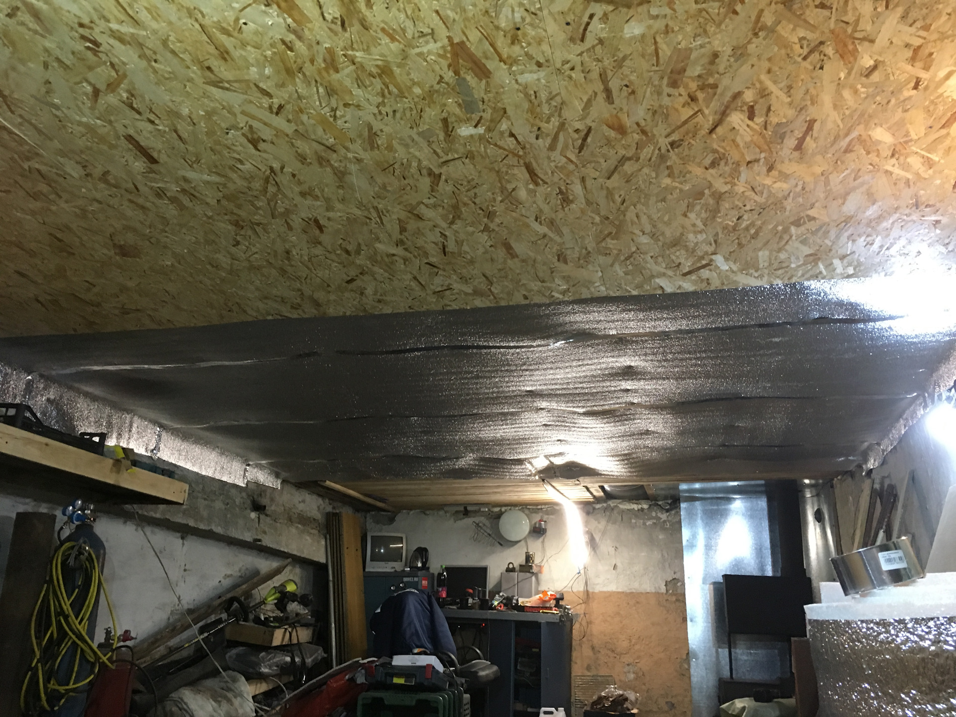 Порядок работ по утеплению потолков внутри и снаружи гаража
