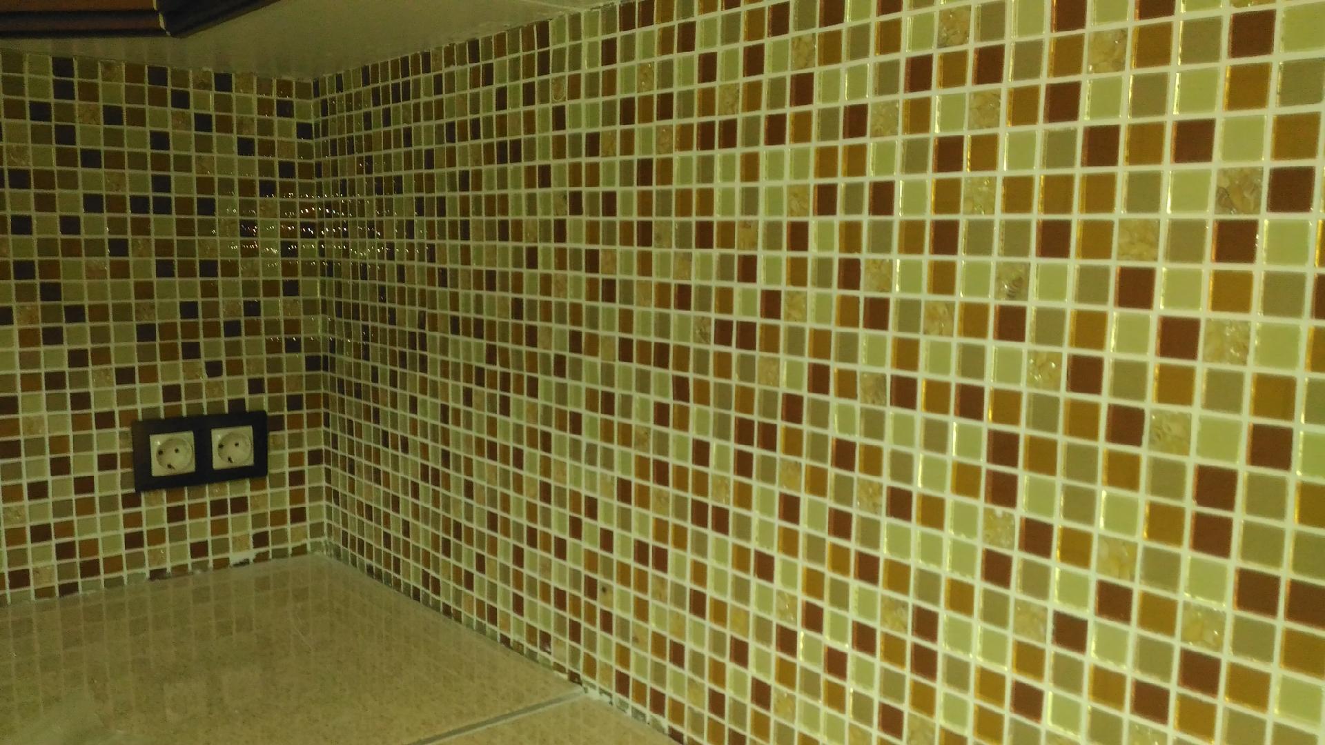 Плитка-мозаика для ванной комнаты: разновидности, подготовка основания, монтаж