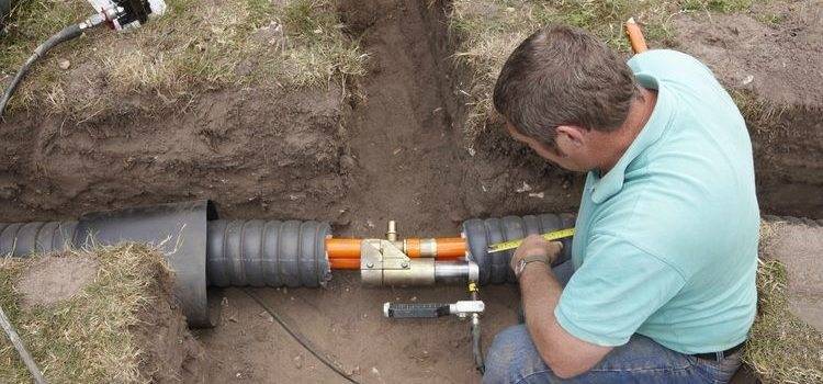 Какая труба лучше для прокладки водопровода под землей