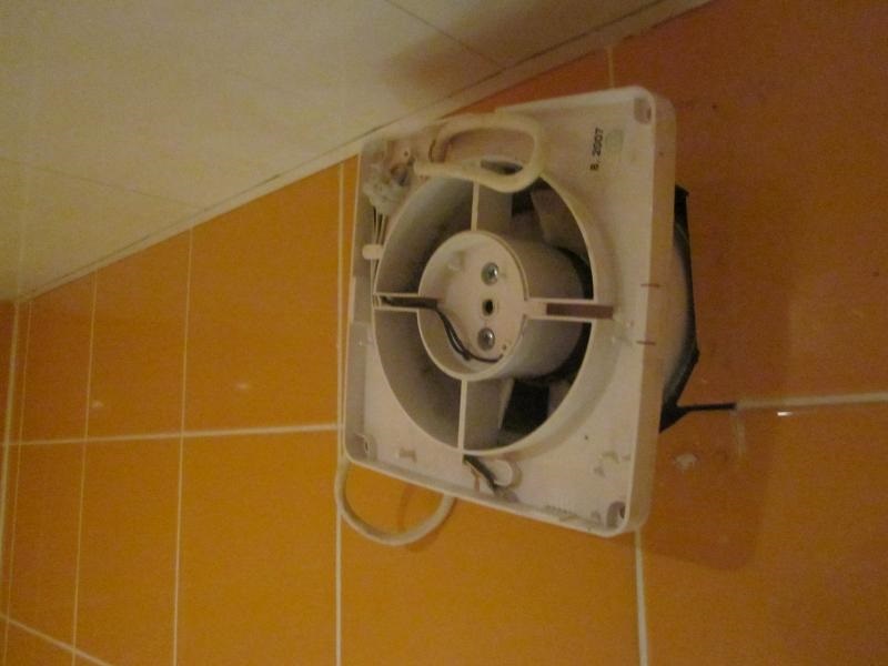 Вентилятор в вытяжку в туалет