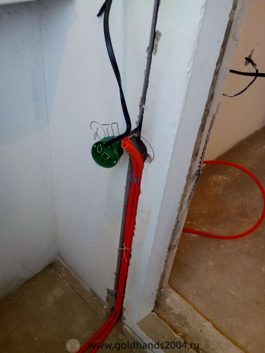 Как проштробить стену под электропроводку своими руками