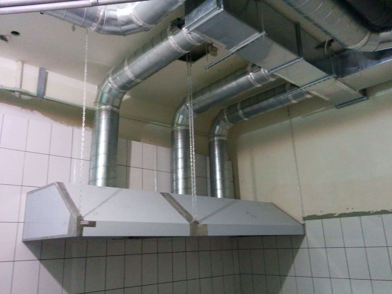 Проект и расчет системы вентиляции кафе в жилом доме