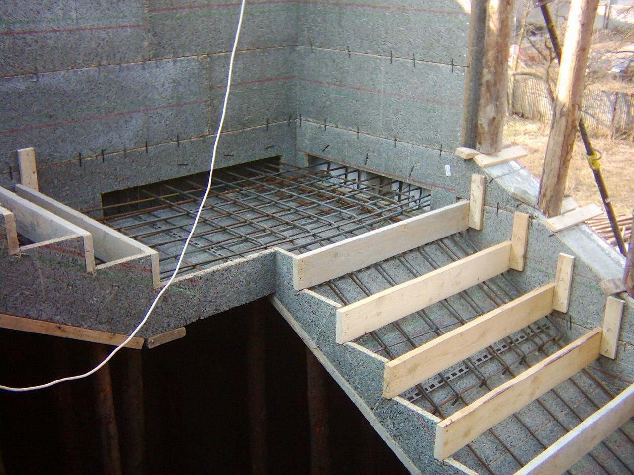 Как сделать бетонное крыльцо в частном доме своими руками