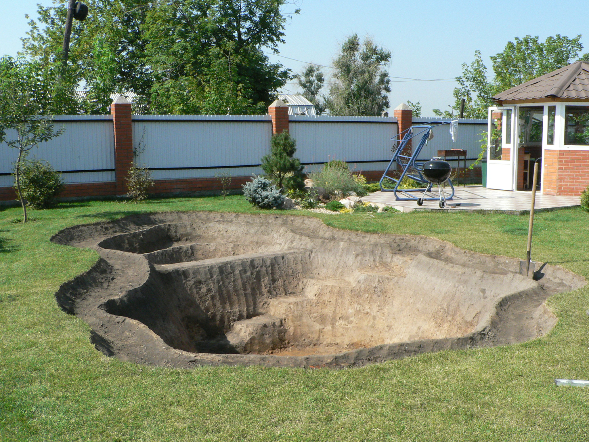 фото декоративного бассейна