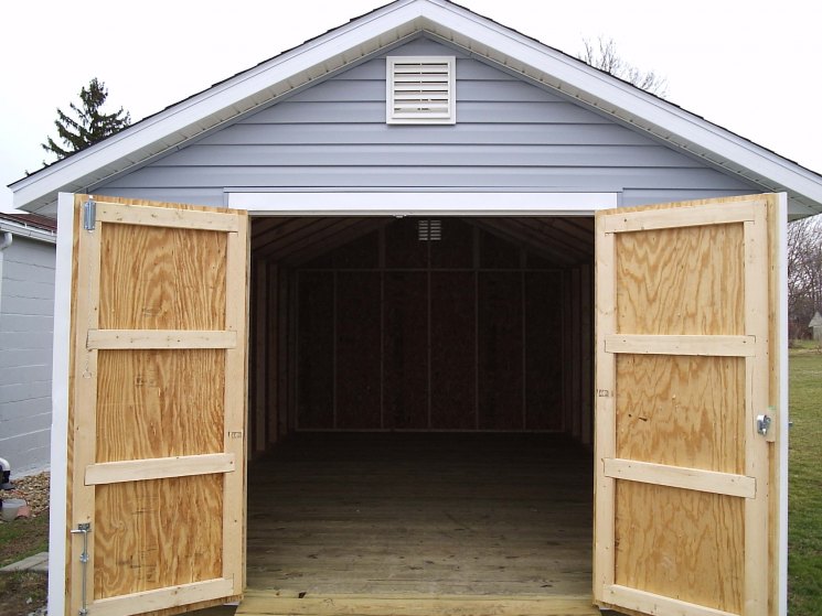 Дачный гараж — пошаговая инструкция для самостоятельного строительства