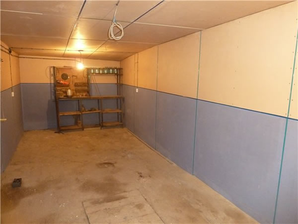 Самостоятельная отделка стен в гараже: чем и как обшить гараж изнутри