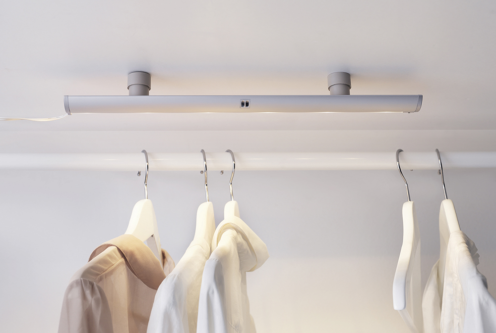 Как сделать вентиляцию и освещение в гардеробной