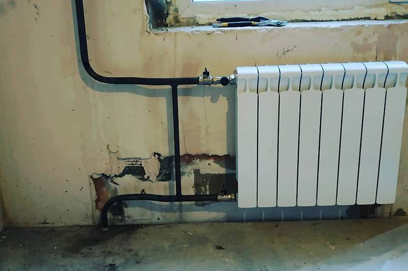 Особенности замены батарей, радиаторов и труб отопления в многоквартирном доме
